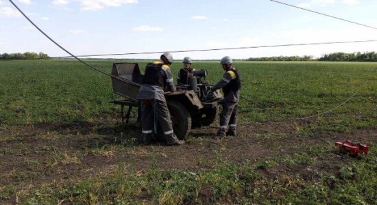 Енергетики ДТЕК відновили роботу ліній після обстрілів