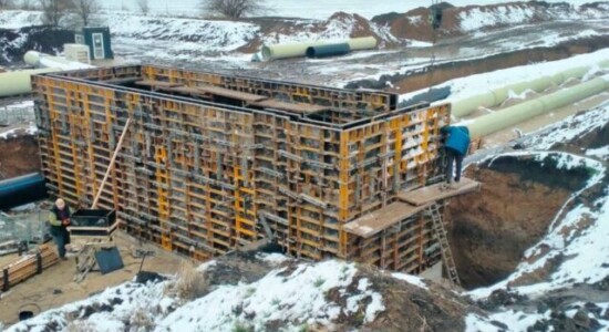 Водопостачання після підриву Каховської ГЕС: будівництво водогону в області