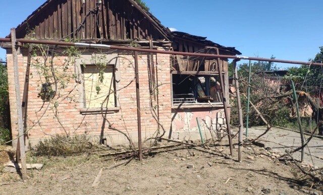 Нічні атаки на Синельниківщину та Нікопольщину: двоє дітей витягнуті з-під завалів