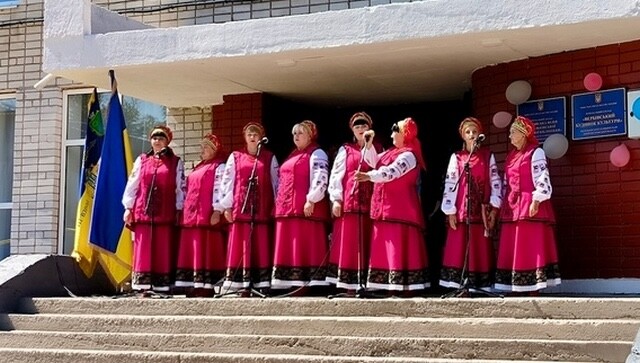 Культурний фронт: як громади Дніпропетровщини зберігають українську ідентичність