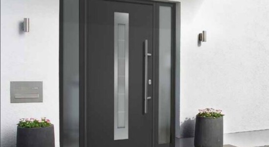 вхідні двері