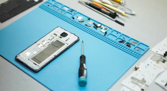 запчастини для телефонів