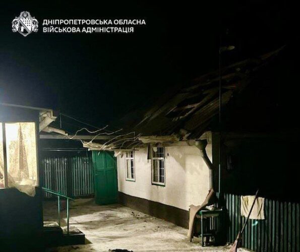 Атака на Дніпро: поранені діти та пошкоджені